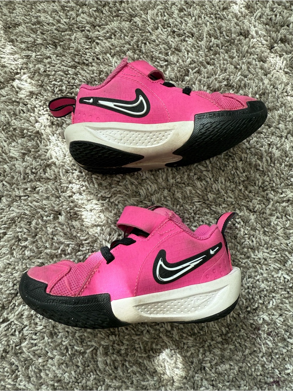 Nike Giannis Immortality toddler bright pink white